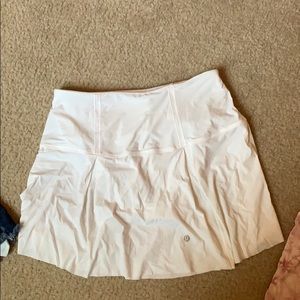 Lululemon white skirt
